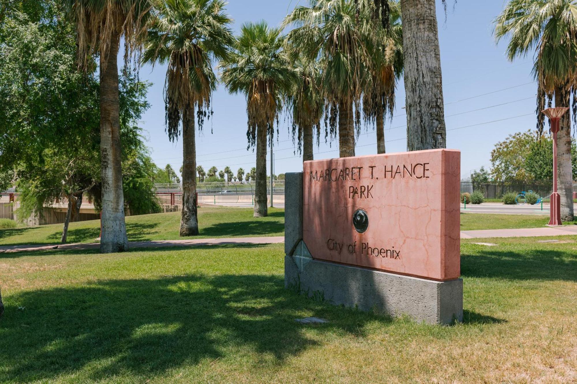 Sonder At Hance Park Phoenix Luaran gambar